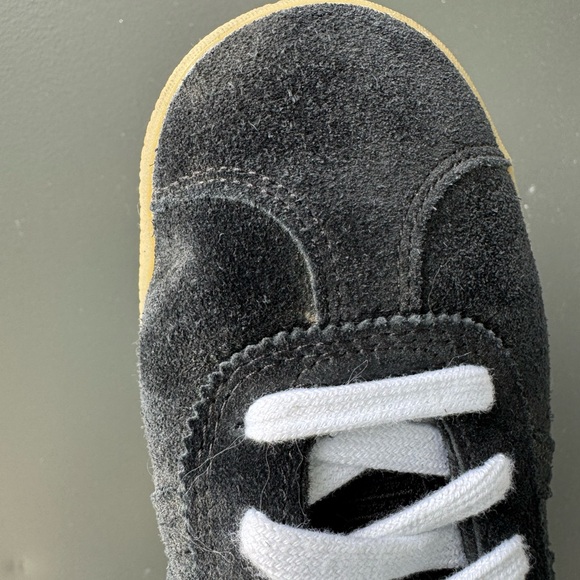 Adidas Originals NIB Gazelle Adv Black Suede Sneakers - Picture 9 of 13